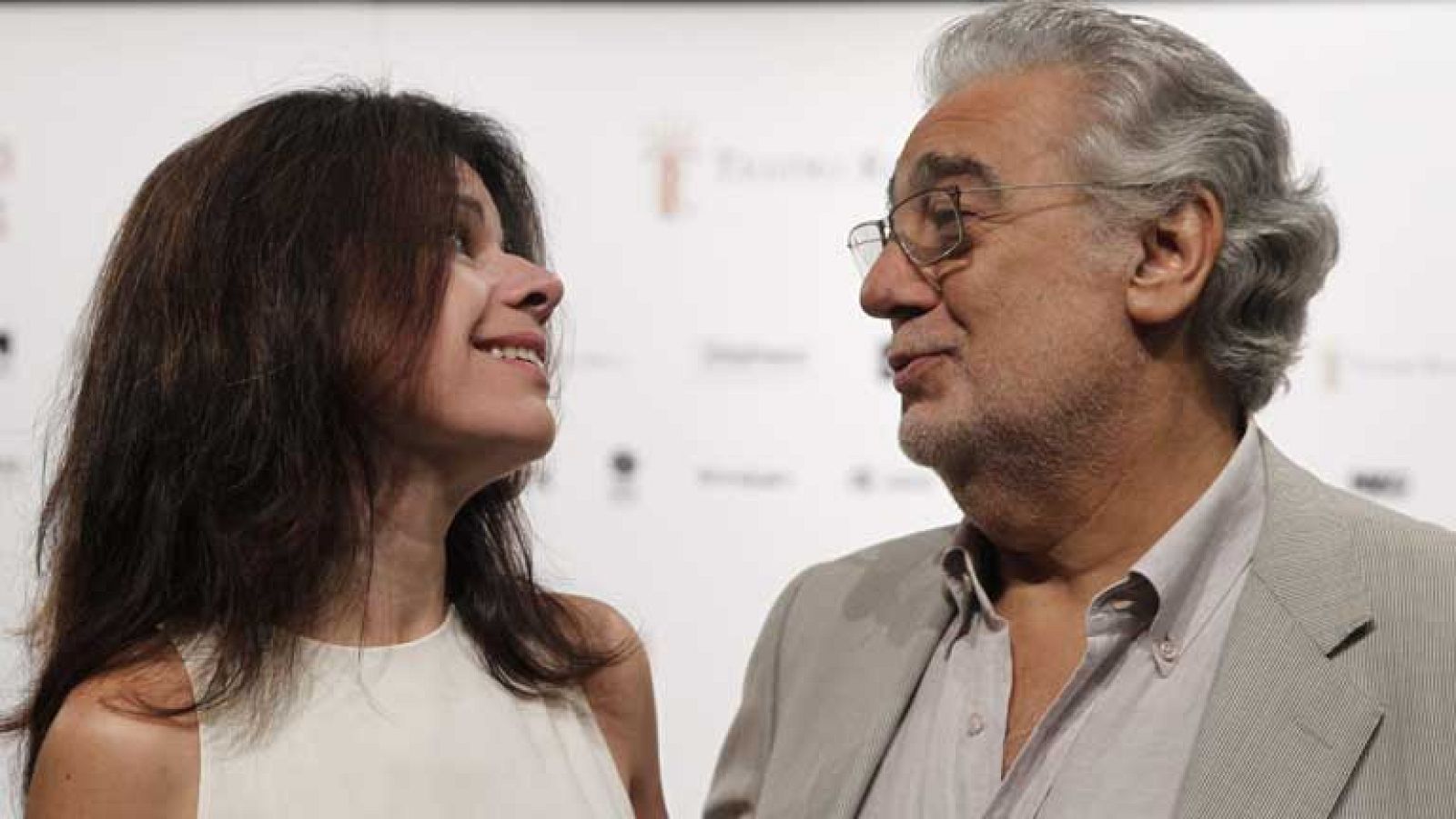 Plácido Domingo vuelve al Teatro Real de Madrid acompañado de la soprano puertorriqueña Ana María Martínez