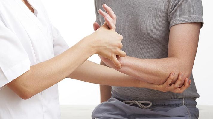 Telediario 1 - EPI y naprapatía, nuevas técnicas en fisioterapia para deportistas