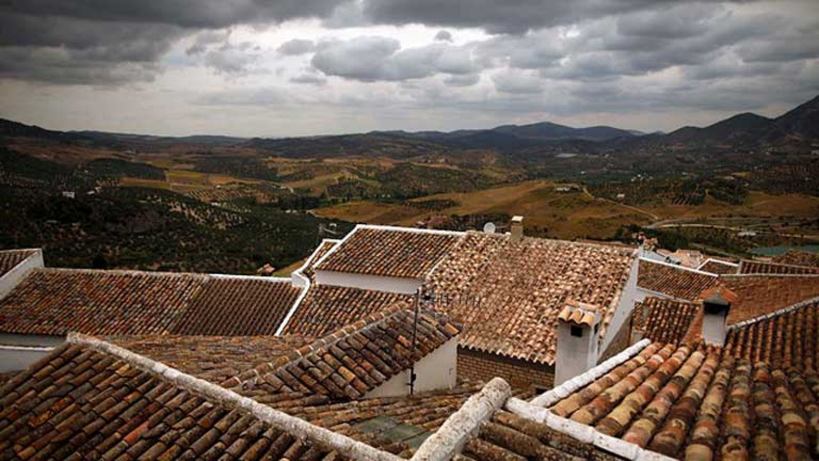 Chubascos o tormentas débiles localmente moderadas