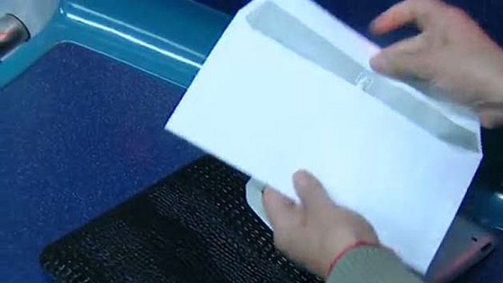 Telediario 1 - Encuentran un sobre con 1.800 euros en un vagón