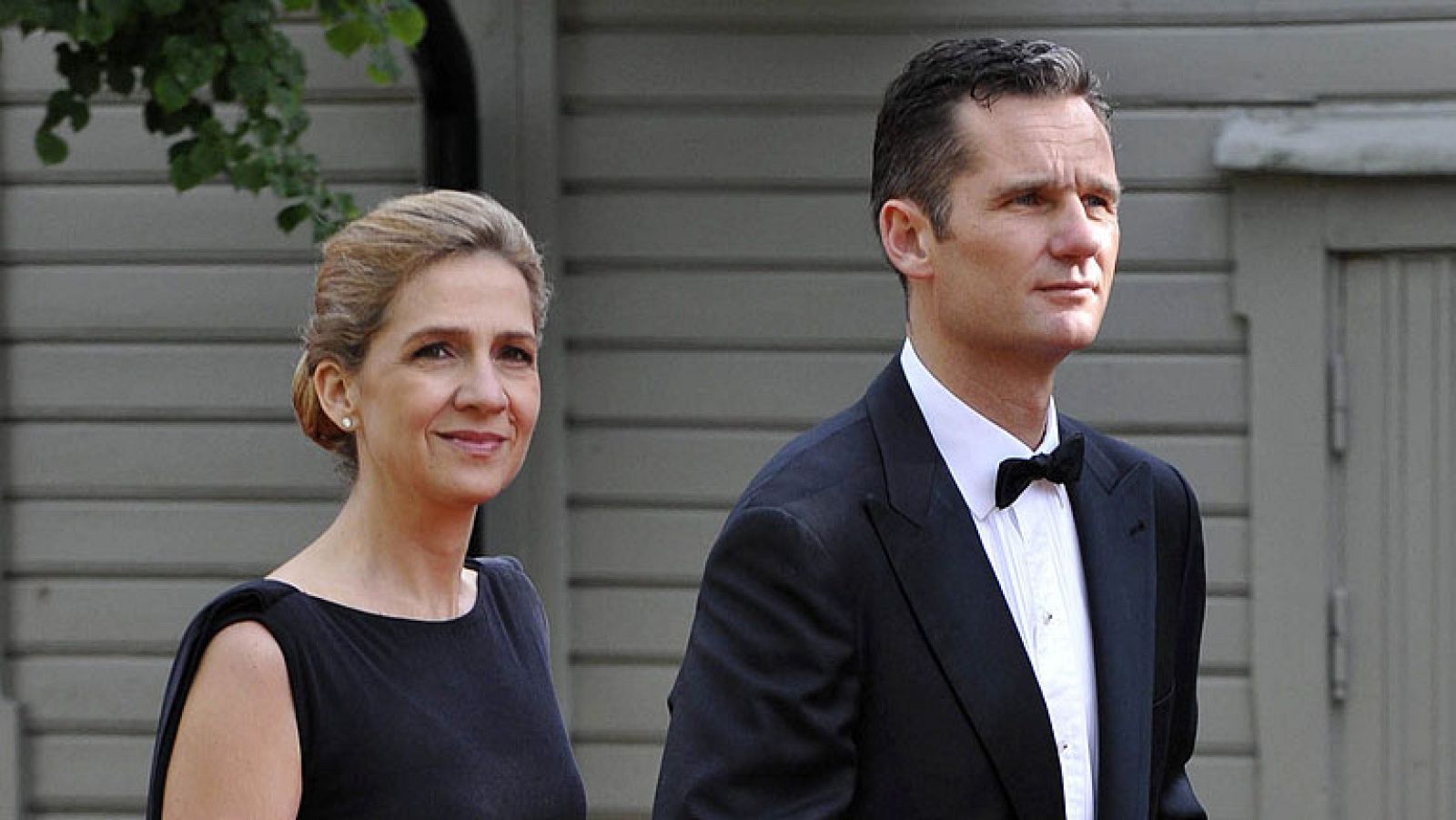 El juez mantiene imputada a la infanta Cristina para que sea juzgada