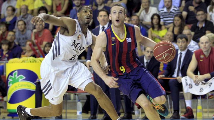 Telediario 1 - El FC Barcelona, a una victoria de levantar el título de la ACB