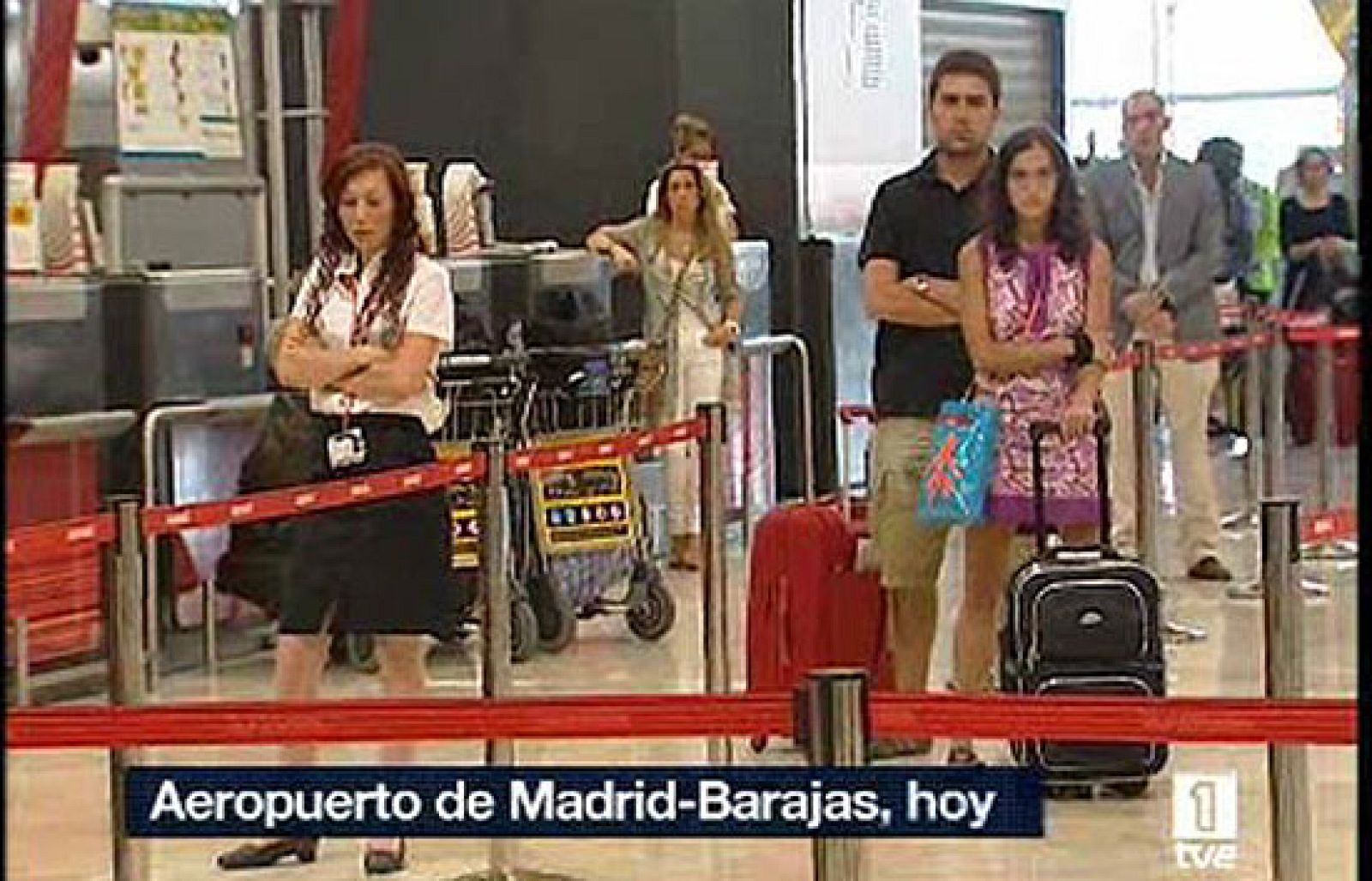 Barajas funciona ya a pleno rendimiento | Ver
