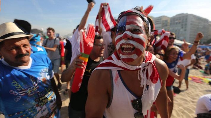 Telediario 1 - Estados Unidos celebra una derrota que le mete en octavos