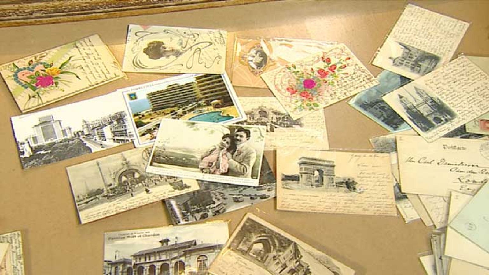 Las tarjetas postales, un producto para nostálgicos