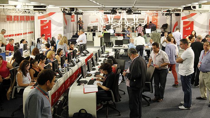 Telediario 1 - La carrera por liderar el PSOE ya tiene tres candidatos