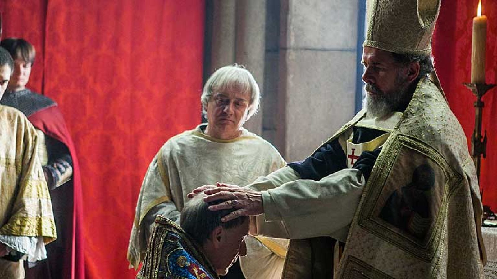 Cisneros no quiere ser obispo