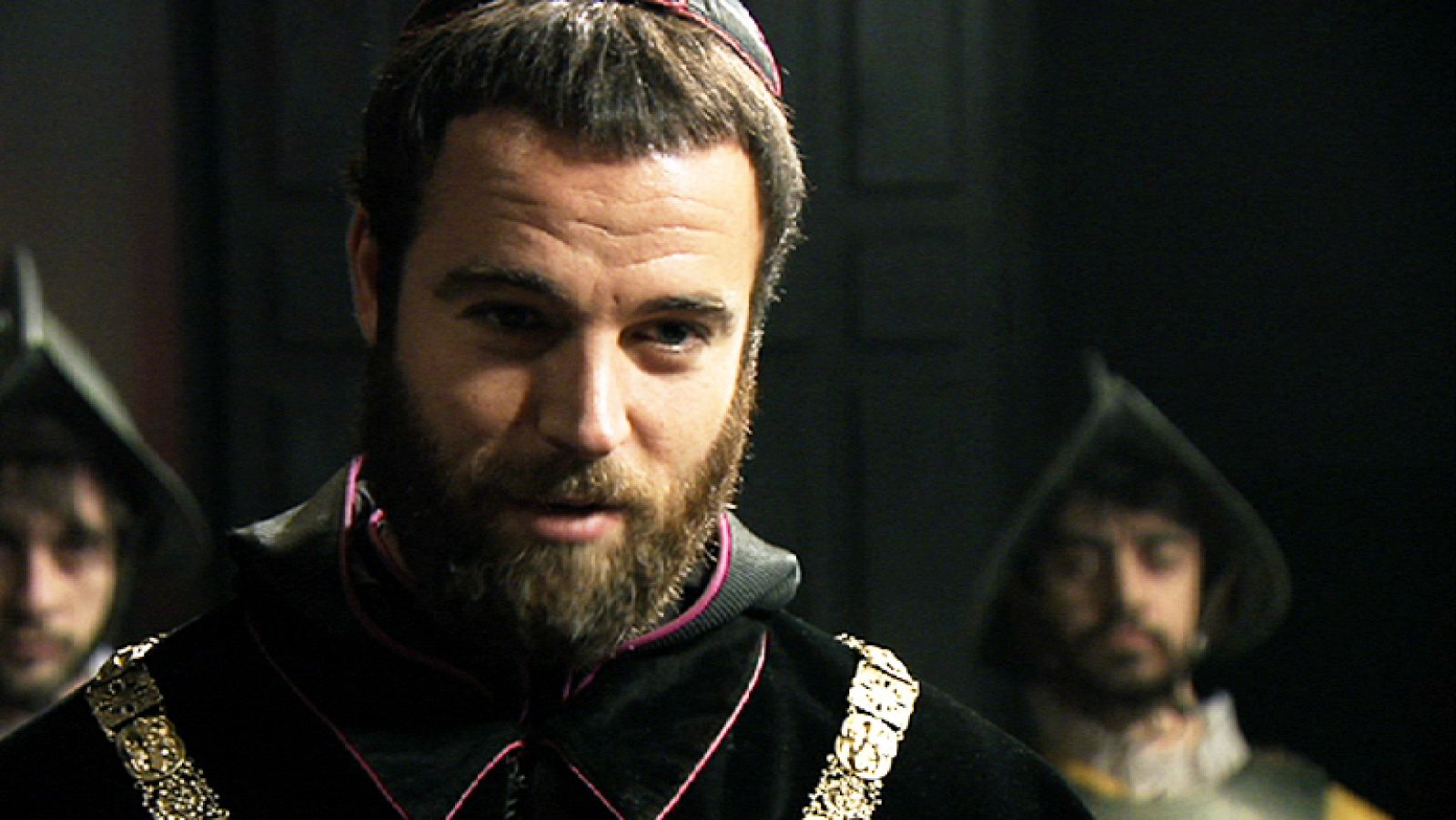 Águila Roja - "Soy Monseñor Adrián Vega" | Ver