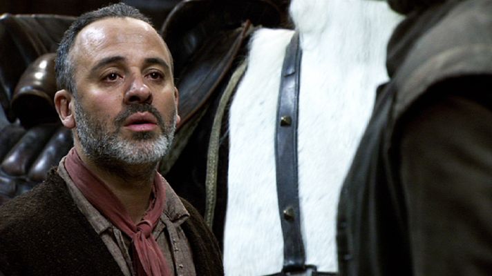 Águila Roja - "Soy su amigo y no voy a permitir que muera"