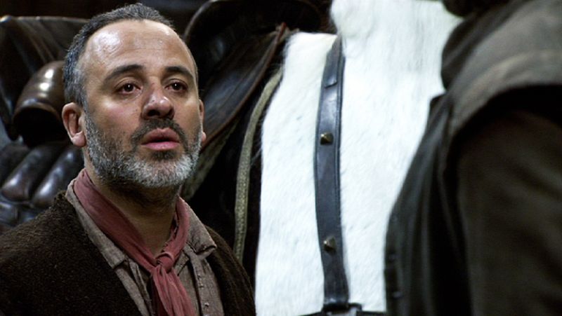 Águila Roja - "Soy su amigo y no voy a permitir que muera"