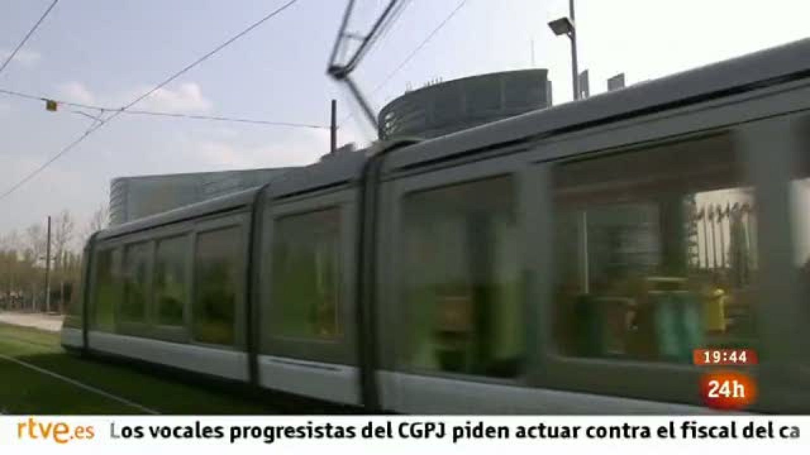 Polémica generada por la existencia de un fondo de pensiones de eurodiputados, que gestiona una sicap en Luxemburgo.