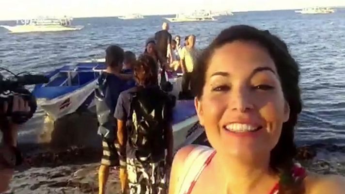 Españoles en el mundo - Las imágenes exclusivas del viaje a Bisayas