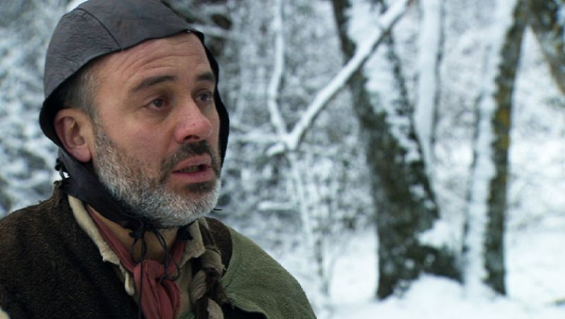 Águila Roja - Sátur, muy triste: "Le doy pena a mi hijo"