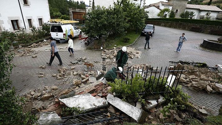 Telediario 1 - Las fuertes lluvias dejan viviendas y zonas agrícolas destrozadas en varias comunidades