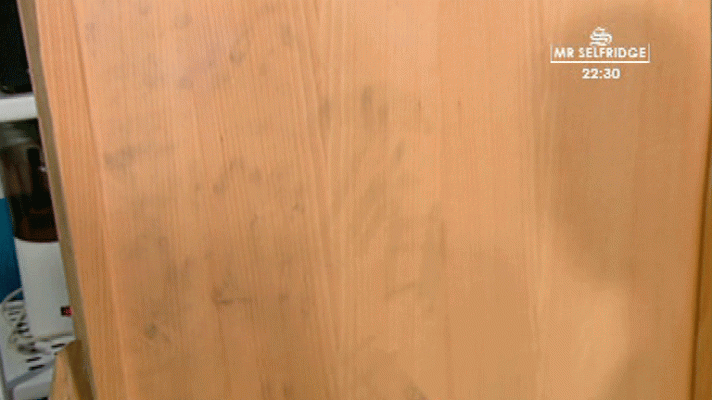 España Directo - Eliminar las huellas de las puertas