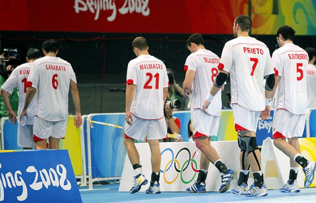  - España cae en balonmano (30-36)