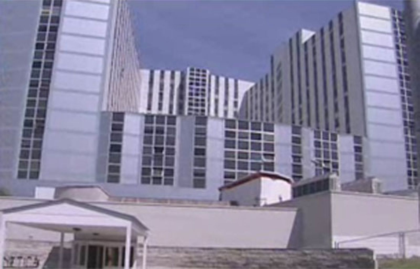 Continúan ingresados los 19 supervivientes del accidente aéreo | Ver