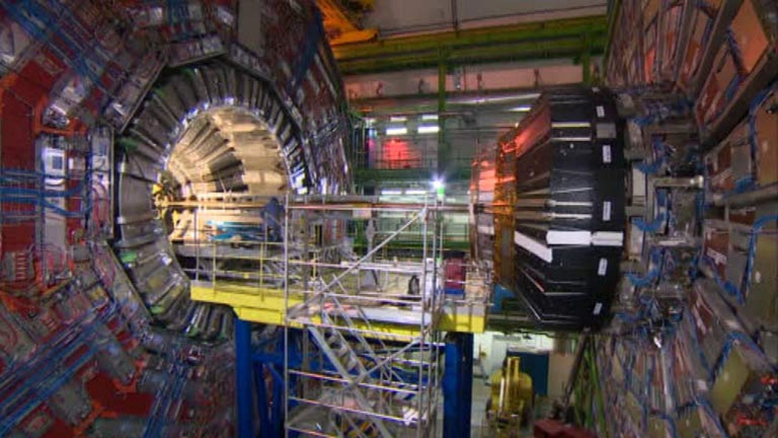 Más de mil científicos debaten en Valencia el origen del Universo