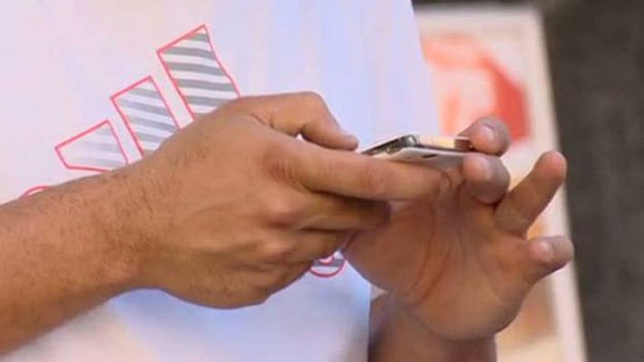 Telediario 1 - Fallo de seguridad en Whatsapp