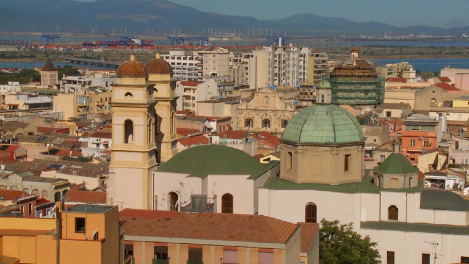 Españoles en el mundo - Cerdeña - Avance