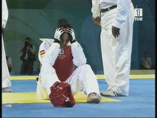  - Rosana pierde su primer combate