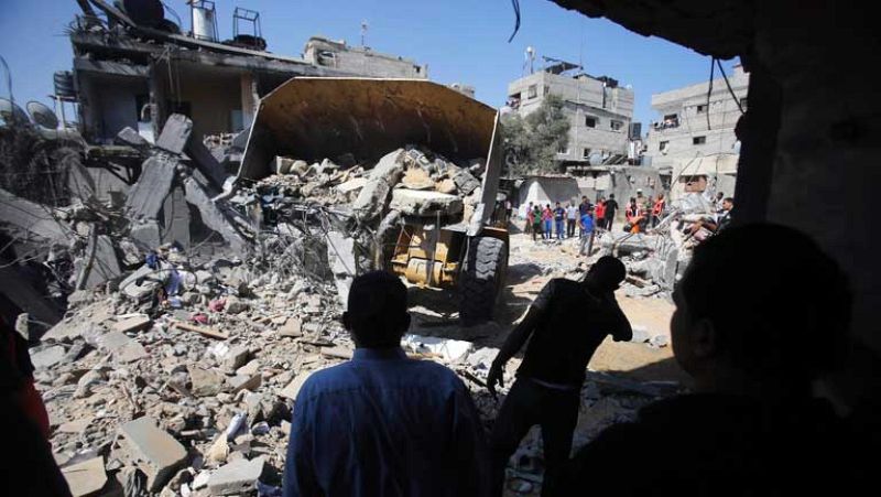 El ejército israelí lanza más de 300 ataques sobre la franja de Gaza