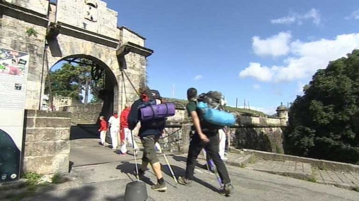 Telediario 1 - Peregrinos en Pamplona