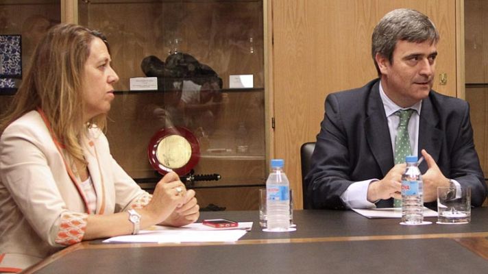 Telediario 1 - Las jugadoras de balonmano playa podrán elegir equipación