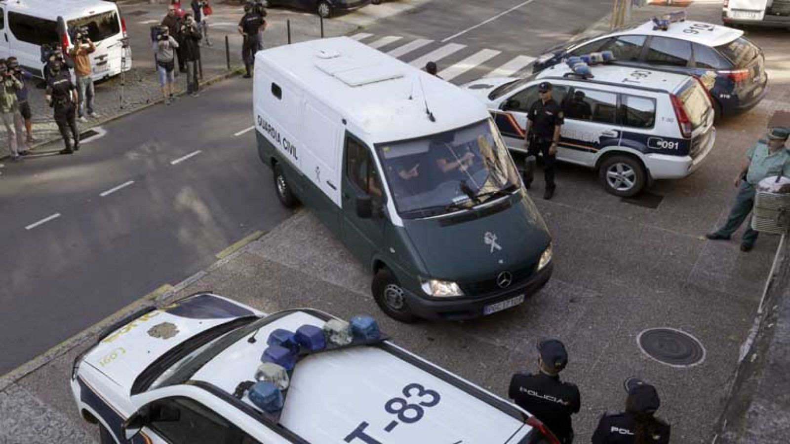 Los padres de Asunta se ven las caras después de que el padre atribuyera a la madre el control de los medicamentos