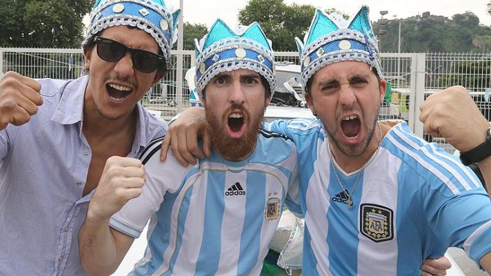 Telediario 1 - La hinchada albiceleste invade Río para apoyar a Argentina en la final