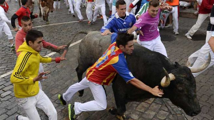 San Fermín - Séptimo encierro con Adolfo Martín