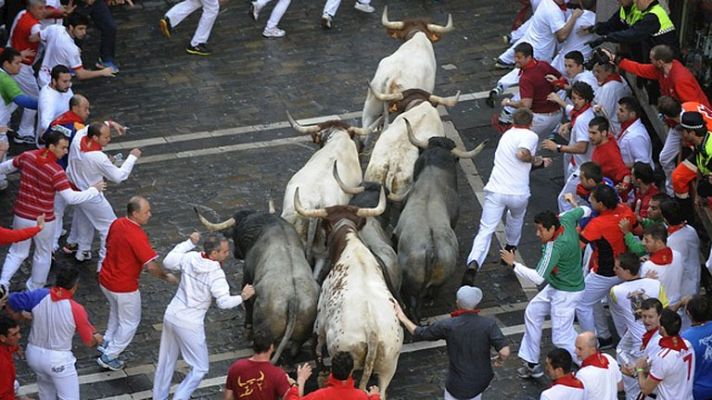 San Fermín - La calle Estafeta, en el séptimo encierro de San Fermín 2014