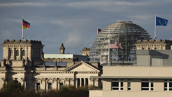 Telediario 1 - Espionaje entre países