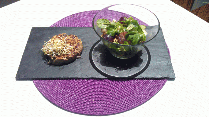 RTVE Cocina - Hamburguesa de presa ibérica con ensalada de uvas