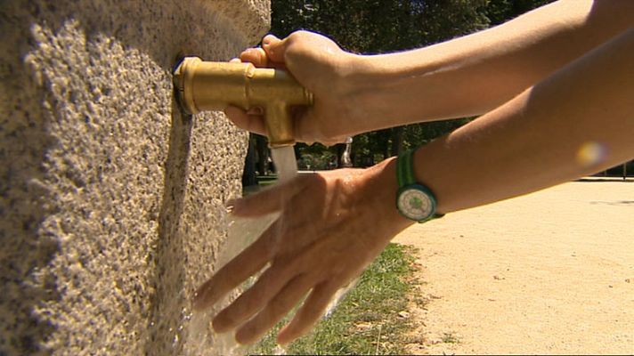 Telediario 1 - Temperaturas hasta de 40 grados