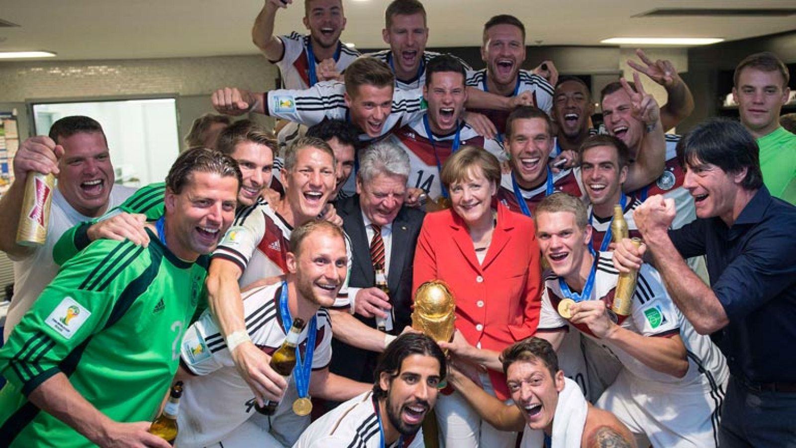 Los tetracampeones del Mundo celebran su título de Brasil | Ver