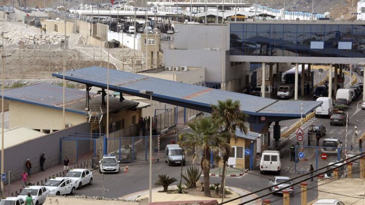 Telediario 1 - Normalidad en la frontera de Ceuta tras los incidentes