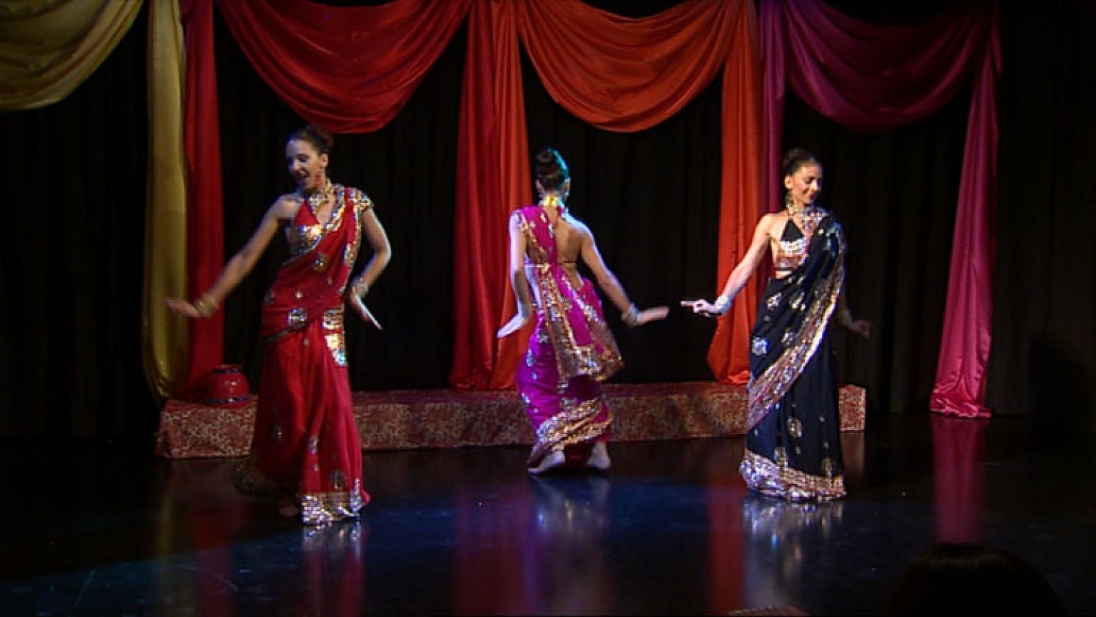 Después de una gira internacional, el espectáculo "Bollywood, colores de la India" llega a Madrid