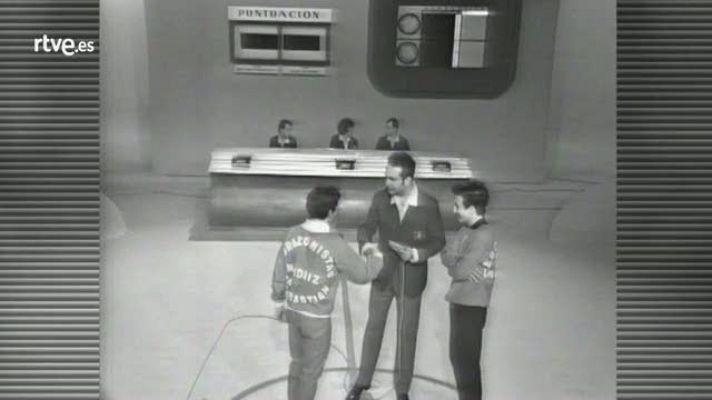 Viaje al centro de la tele - Una de ¡cesta y puntos!