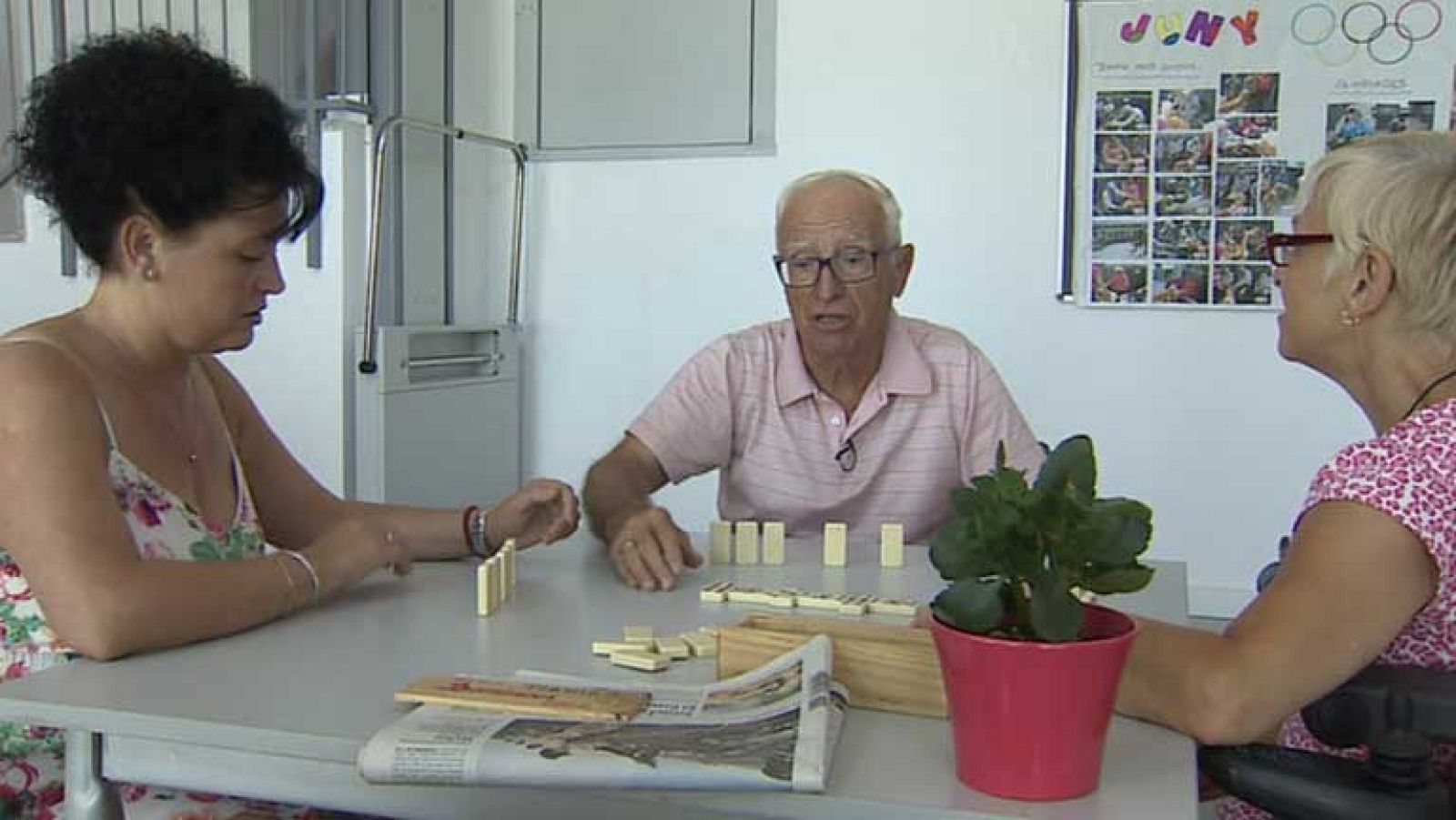 Una plataforma de internet permite intercambiar la plaza de la residencia de mayores