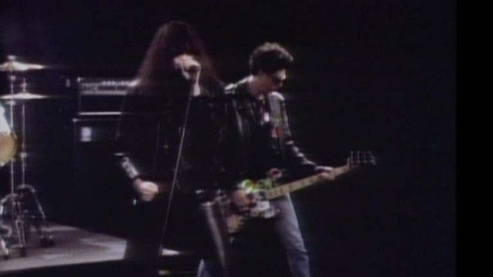 Música en el Archivo de RTVE - Videoclip de la canción "Merry Christmas", de los Ramones