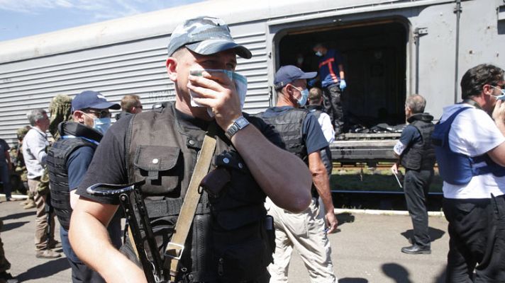 Telediario 1 - El primer grupo de expertos se ha acercado a las víctimas