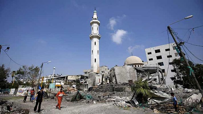 Telediario 1 - Israel bombardea las sedes de Al Yazira y AP en Gaza