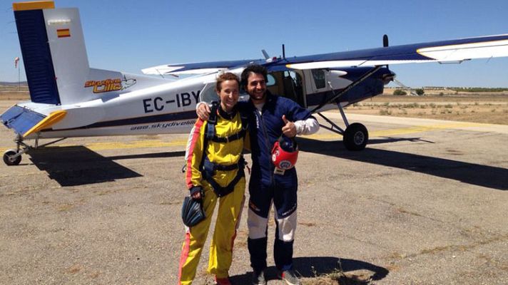 Aquí la Tierra - Saltar sin red ¡pero con paracaídas!