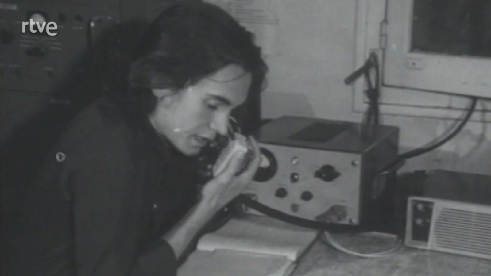 Crónicas de un pueblo - Hierbas para guisar un cordero