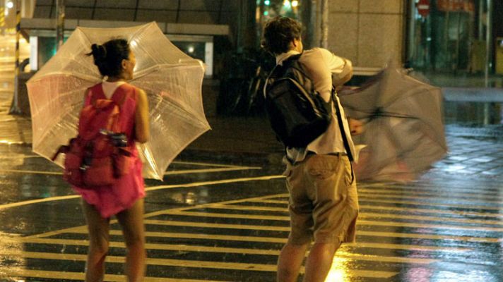 El tiempo - Nubes en el norte y Canarias, y algún chubasco en zonas de montaña