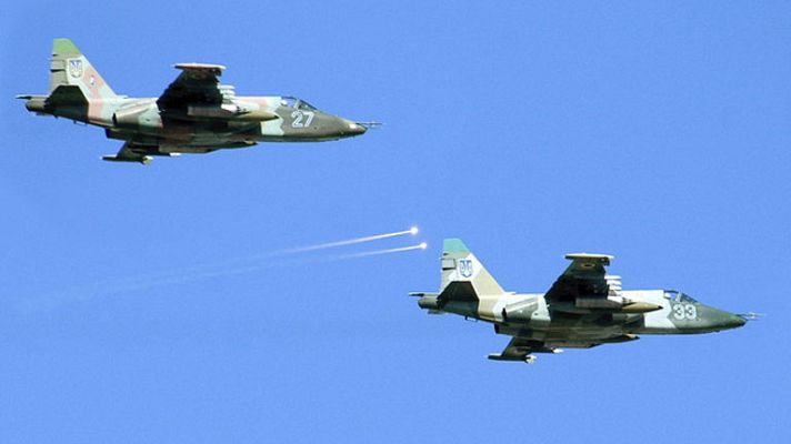 Telediario 1 - Derribo de dos cazas ucranianos