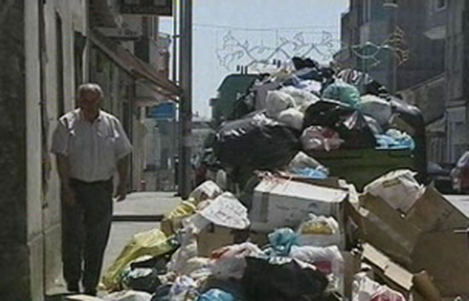 En Vilalba no se recoge la basura desde hace una semana | Ver