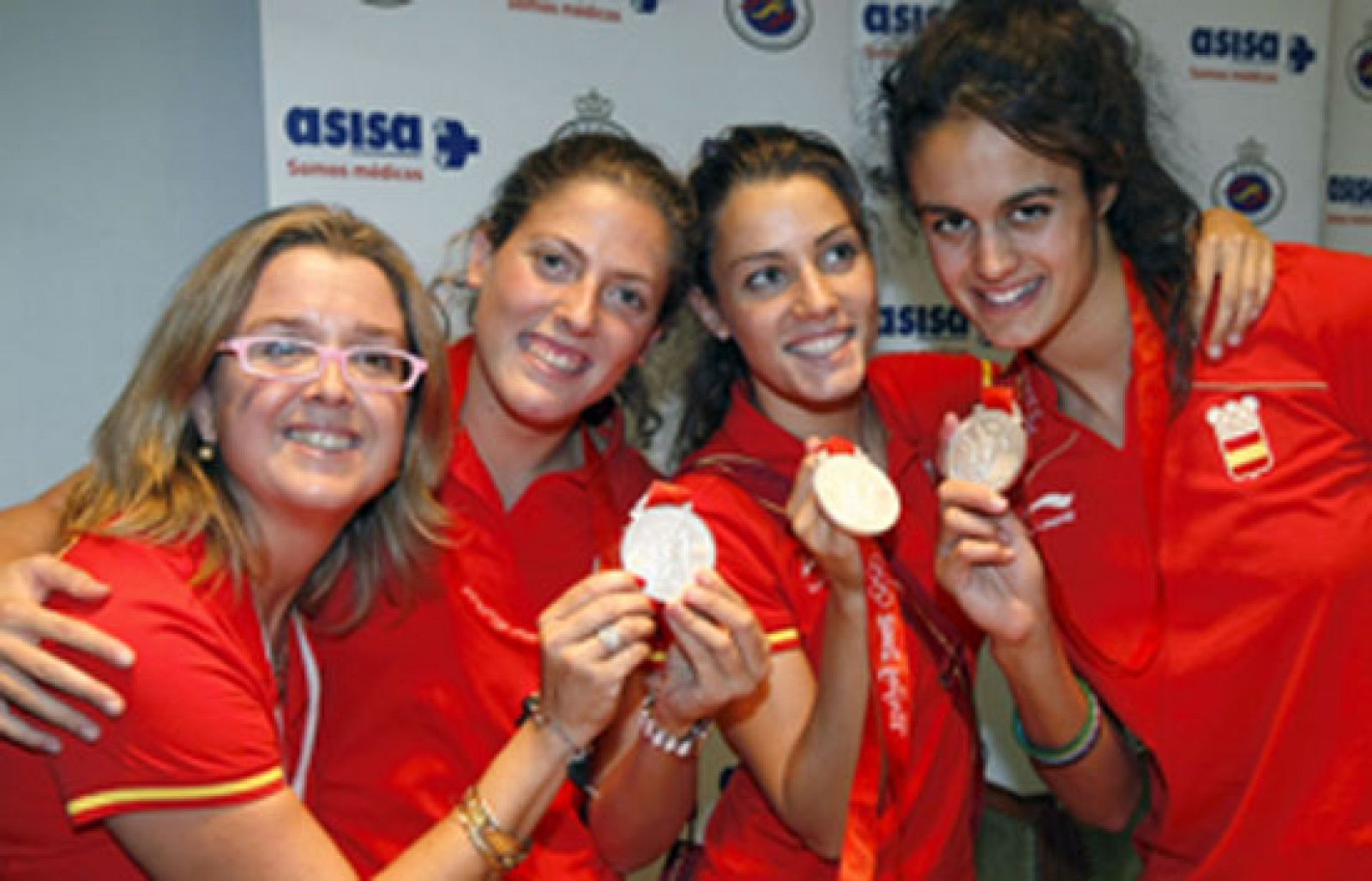 Los deportistas españoles regresan de Pekín | Ver