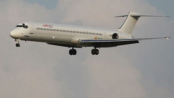 Informativo 24h - Paris dice que viajaban numerosos franceses en el avión desaparecido rumbo a Argelia